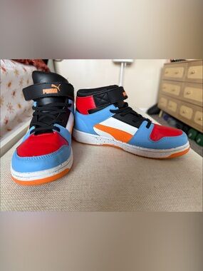 Puma Kids High-Top Sneakers in Blue, Red, Orange, Black, White